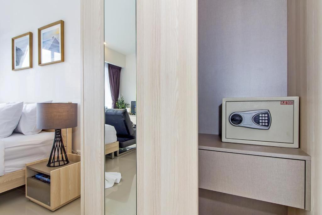 Chic Condo By Resava Karon Exteriör bild