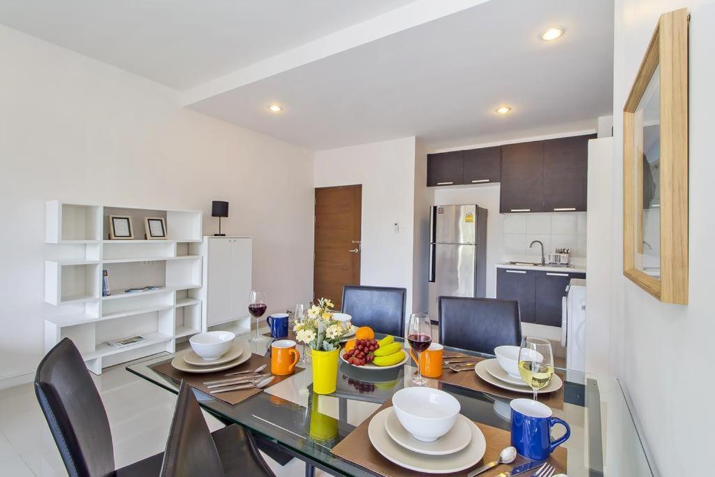 Chic Condo By Resava Karon Exteriör bild