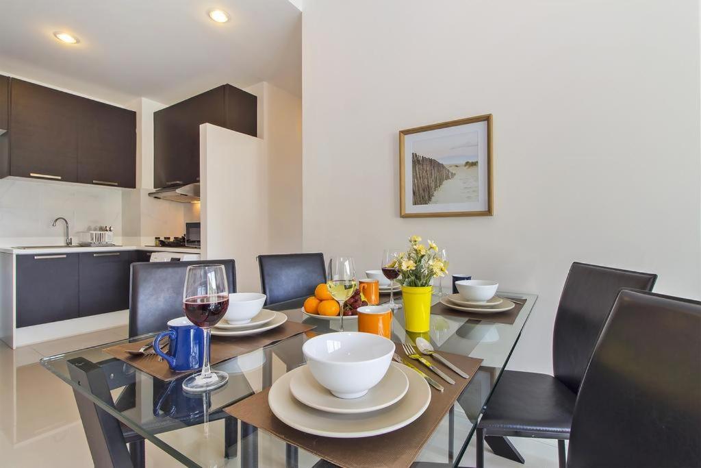 Chic Condo By Resava Karon Exteriör bild